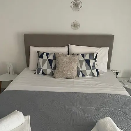 Holiday home Dejablue Parasporos